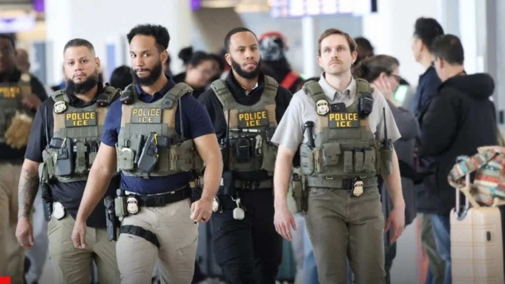 Trump se mueve para controlar el caos en los aeropuertos